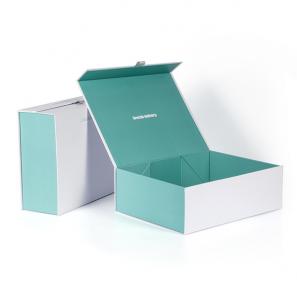 Customized logo folding gift box with magnet lid closure 